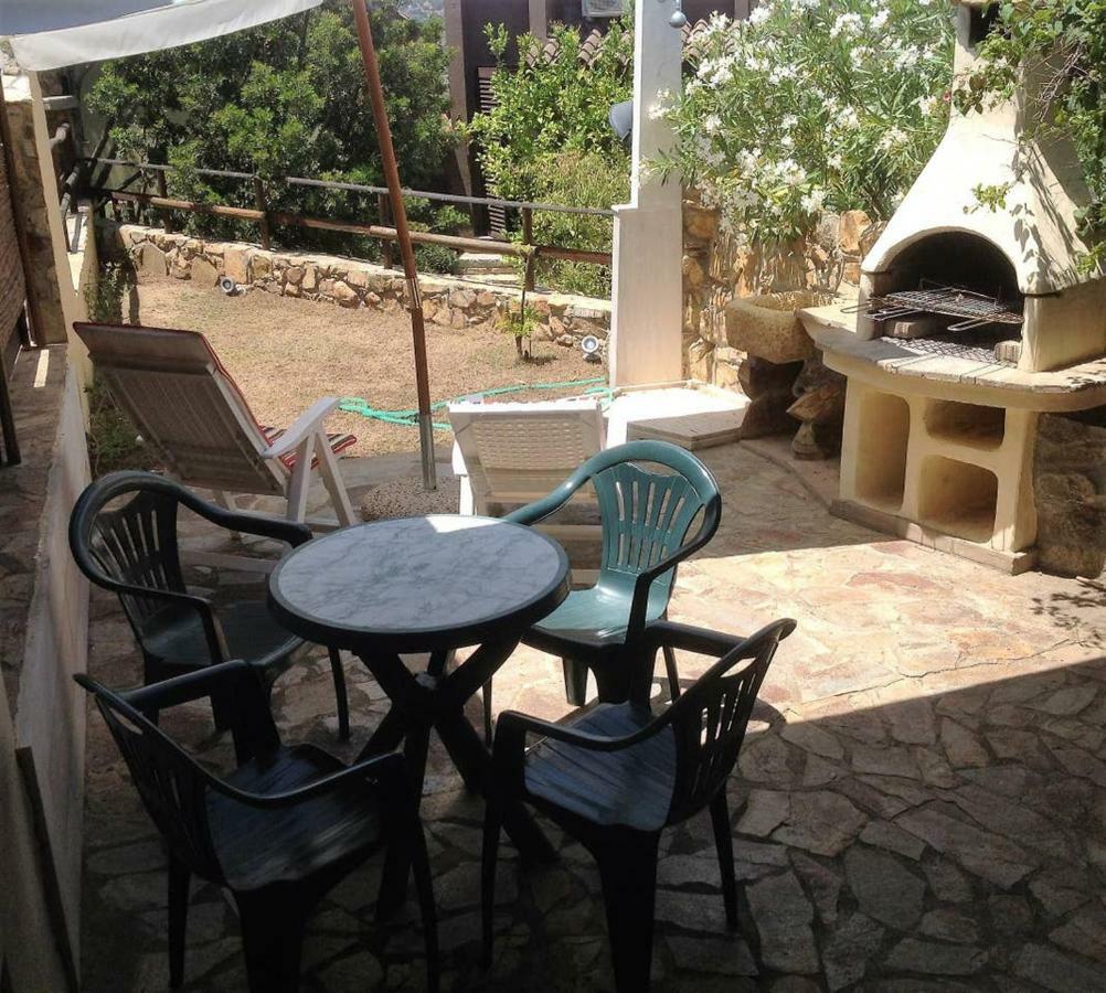 Villa Casa Vacanze Is Traias 87 Villasimius Exterior foto